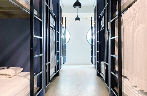 Thanon Phetchaburi Hostel | Monomer Hostel Bangkok