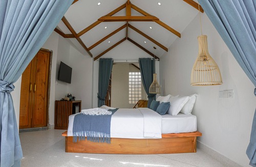 Kampot Hotel | Montagne Residence