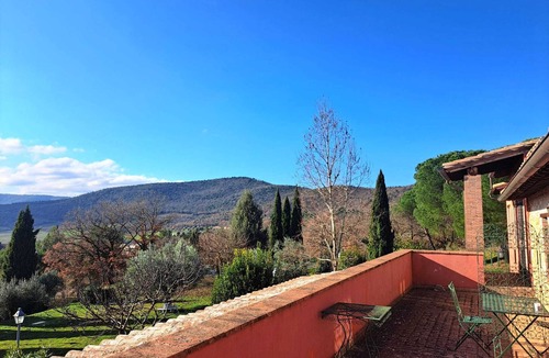 Magione Apartment | Montali Apartment