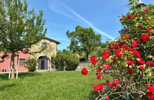 Magione Apartment | Montali Apartment