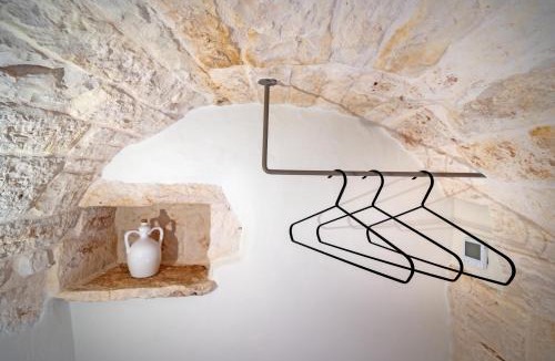 The Trulli of Alberobello House | Monte Adamello - dimora nei trulli