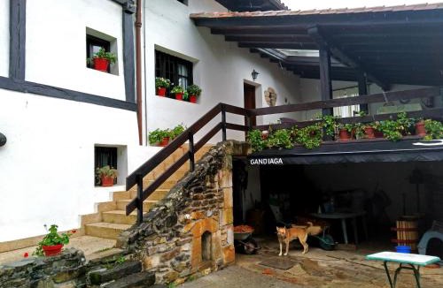 Bolibar House | Monte Baserria