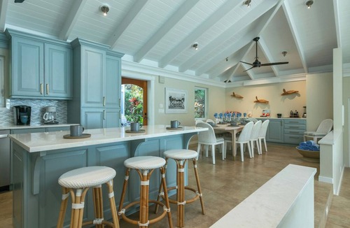 Rendezvous & Ditleff Villa | Monte Bay Villa Oceanfront! Stunning 7 bedroom villa overlooking Rendezvous Bay
