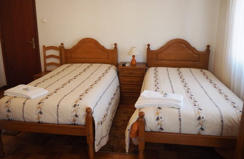 Vila Pouca de Aguiar Cabin | Monte Carlo - Quarto Twin Duplo - 4 Camas