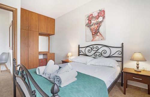Parisata Apartment | Monte Verde apartments