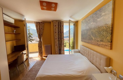 Lecco Bed & Breakfast | Montebello