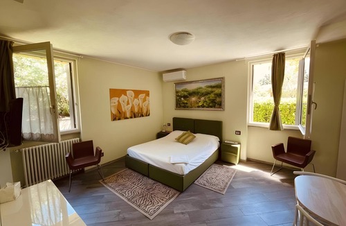 Lecco House | Montebello Lake