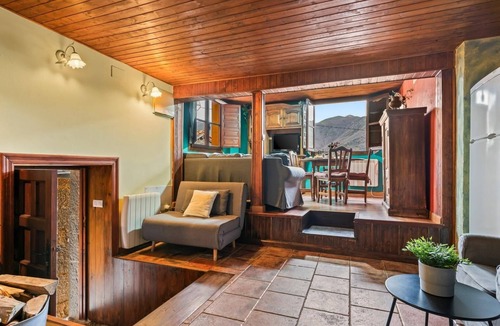 Fresnedo Apartment | Montegrande, mountain house in an idyllic location