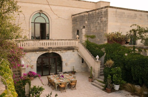 Cannole Villa | Montekore - Four Bedroom Villa, Sleeps 8