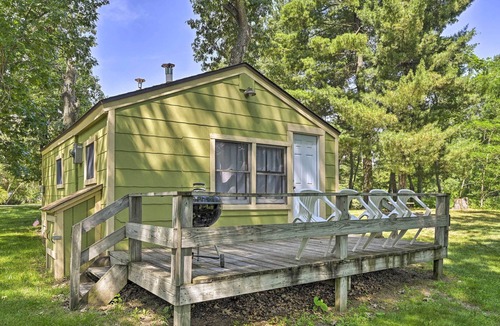 Montello Apartment | Montello Studio Cottage w/ Pier & Dock on Ox Creek