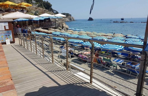 Cinque Terre Apartment | MONTEROSSO Fegina Palme Junior Suites (4guests) (Cin IT011019A1HUTB3HNW)
