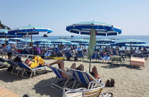 Cinque Terre Apartment | MONTEROSSO Fegina Palme Junior Suites (4guests) (Cin IT011019A1HUTB3HNW)