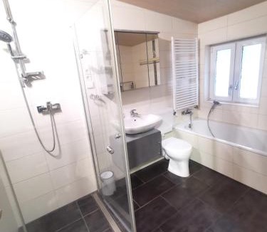 Marzahn-Hellersdorf Apartment | Monteur-Haus Grüber Berlin Marzan, Hellersdorf, Lichtenberg