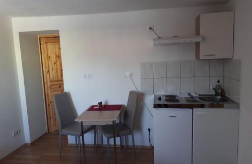 Neukirch House | Monteurhotel B27