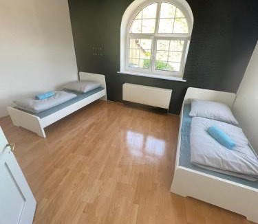 Birkenfeld Apartment | Monteurwohnung Erdgeschoss Birkenfeld - Karlsruhe 25min