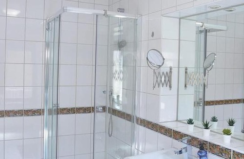 Voelklingen Apartment | Monteurzimmer, Monteurwohnung, Apartment zentral in Völklingen, WLAN, Netflix