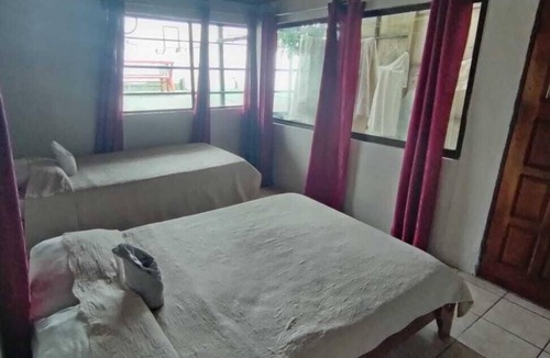 Santa Elena Hostel | Monteverde Monkey Hostel