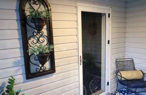 Oak Hill House | Monthly +Charming 2-bedroom/1-bath house on Westside Jax/OP