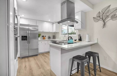 Hacienda Heights House | Monthly Rental Delight · Unwind in Style and Space