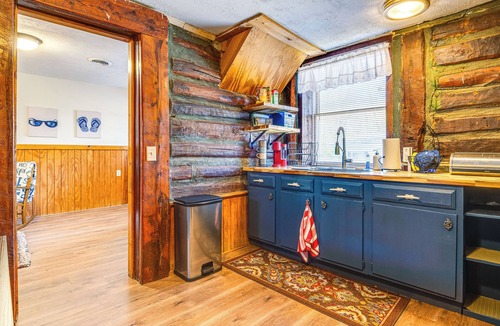 Monticello House | Monticello’s river country Family Retreat.