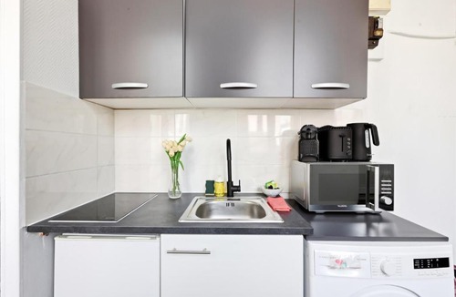 14th Arrondissement Apartment | Montparnasse Modern 1 Bedroom Flat in Paris 14