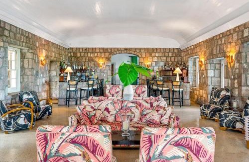 Pond Hill Resort | Montpelier Nevis