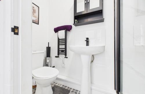 Darlington House | Montrose