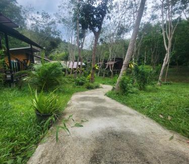Ko Mook Cabin | Mook Bamboo Bungalows