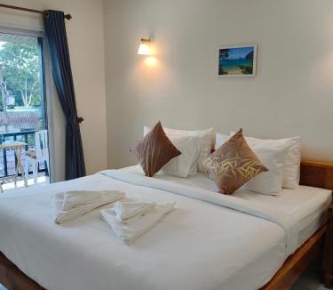 Ko Mook Hotel | MookSkyDawBungalow