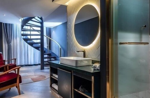 Kunming City Centre Hotel | Moon&Chalice