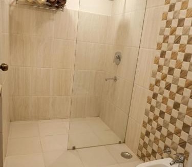DLF Phase 3 Hotel | Moon Light Hotel