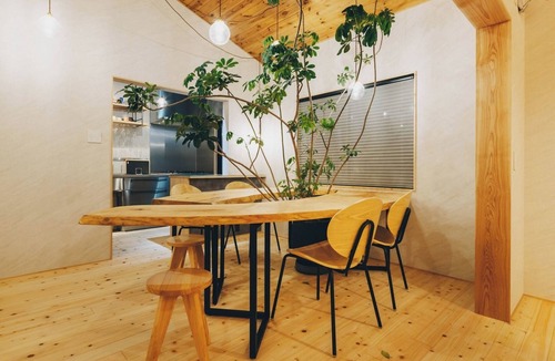 Hatsukaichi Cottage | moon river openair bathsaunaswitch on big scree/Hatsukaichi Hiroshima