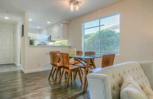 North Bend House | Moon River Suites 1 - on River, Private Hot Tub, No Flood Impact
