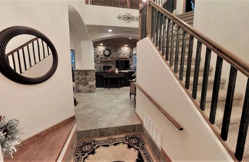 Red River House | Moon River