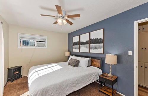 Big Bear Lake Villa | Moon Sight Serene Big Bear Lake Cabin with Hot Tub