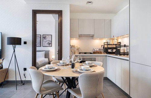 Nad Al Sheba Apartment | Moon Stays - 2BR Masterpiece - Sobha Hartland