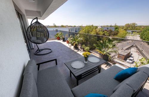 Saturn Apartment | MooN Studio