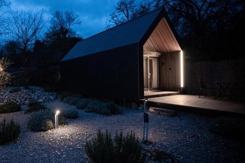 Sezana House | Moon - Tiny house from Callin Wines