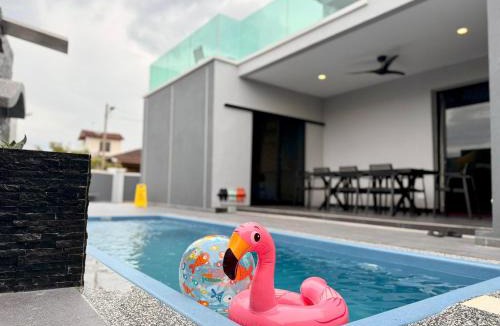 Baharu Gunung Rapat Villa | Moon22 Private Pool