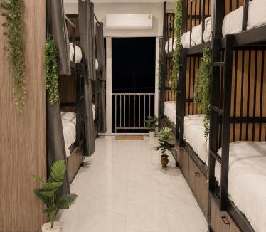 Thong Sala Hostel | Moonleaf Hostel Koh Phangan