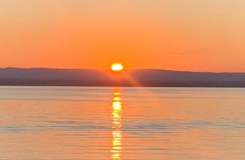 Swanton Apartment | Moonlight and Maple Lake Escape