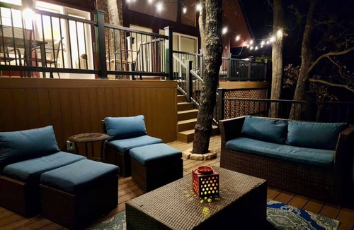 Sulphur House | Moonlight Bay Cabin with Private Lake Access in Arbuckle Area. Pet friendly.