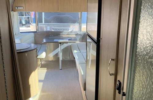Joshua Tree RV Rental | Moonlight Desert Airstream Near Joshua Tree National Park!