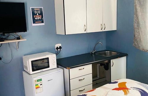 Universitas House | Moonlight Guesthouse 2