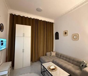 Al Ain Apartment | Moonlight studio jimi