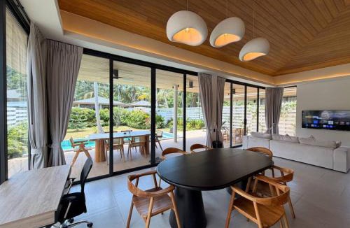 Wok Tum Villa | MoonLight Villa - 3BR Tropical Pool Retreat