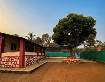 Ulhasnagar Apartment | Moonlite Farmstay