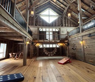 Rotterdam Junction Villa | Moonrise Rest A Historic Mohawk Valley Retreat