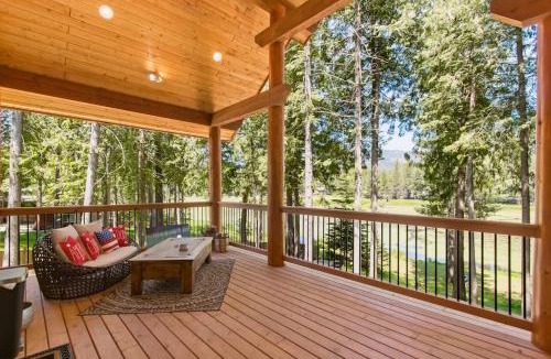 Sandpoint House | Moonshadow Road