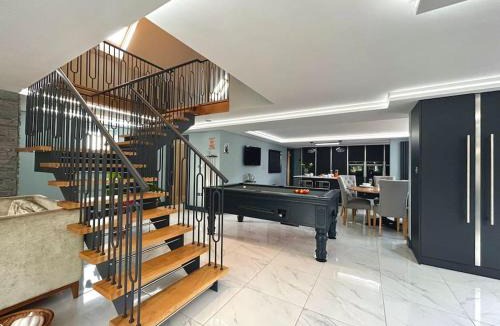 Norwich House | Moonsticks